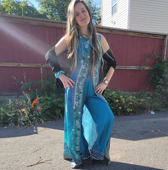 Meet your Posher, Tessa - Picture 16 of 16